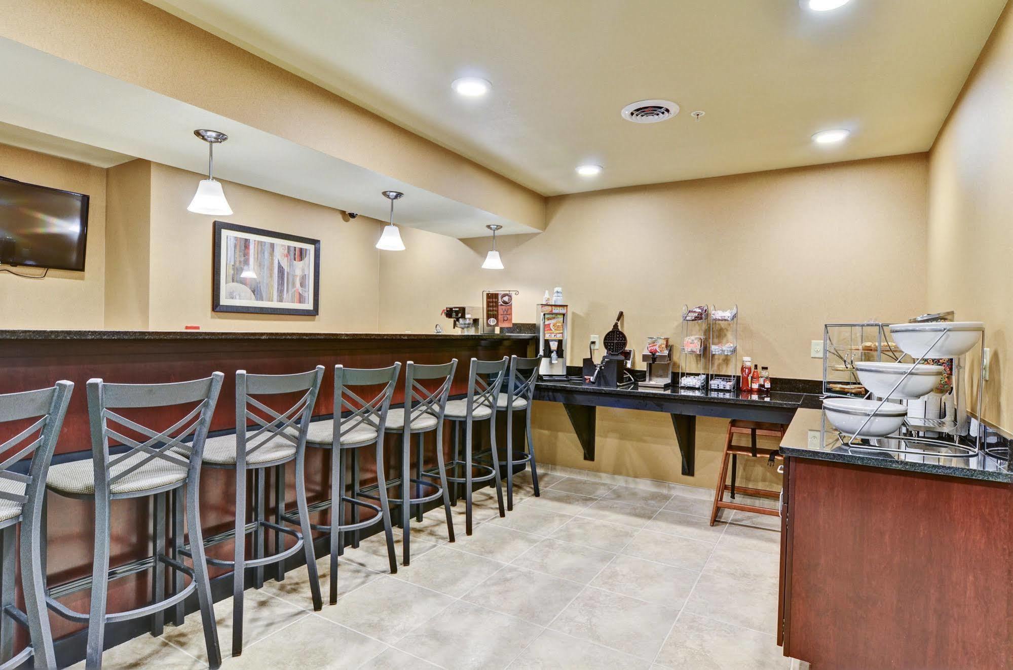 Cobblestone Inn & Suites - Ambridge Zewnętrze zdjęcie